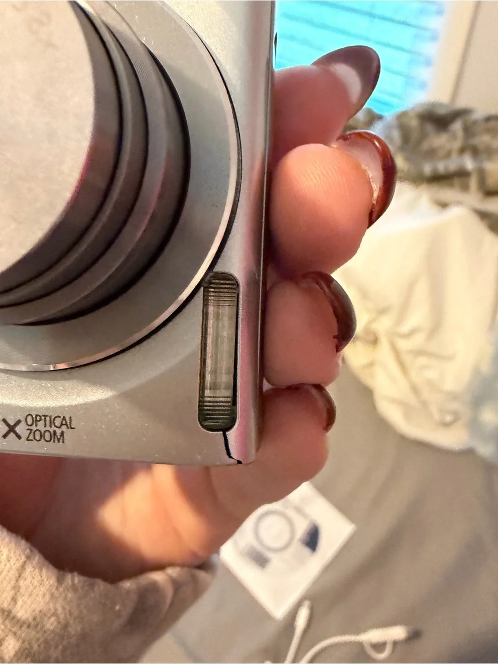 Canon PowerShot ELPH 135 Compact Digital Camera - Silver